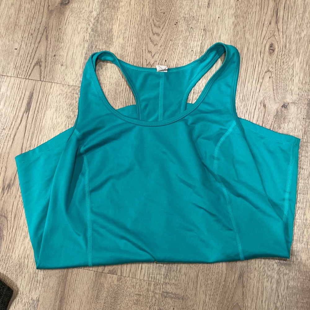 Fila sport razorback athletic tank top size small